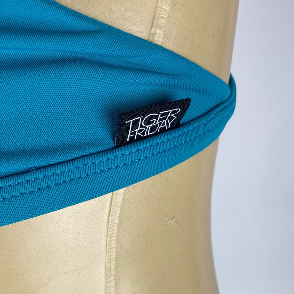 Toger Friday Chica Crop Top 2.0 Adult Size XS - Picture 5 of 7